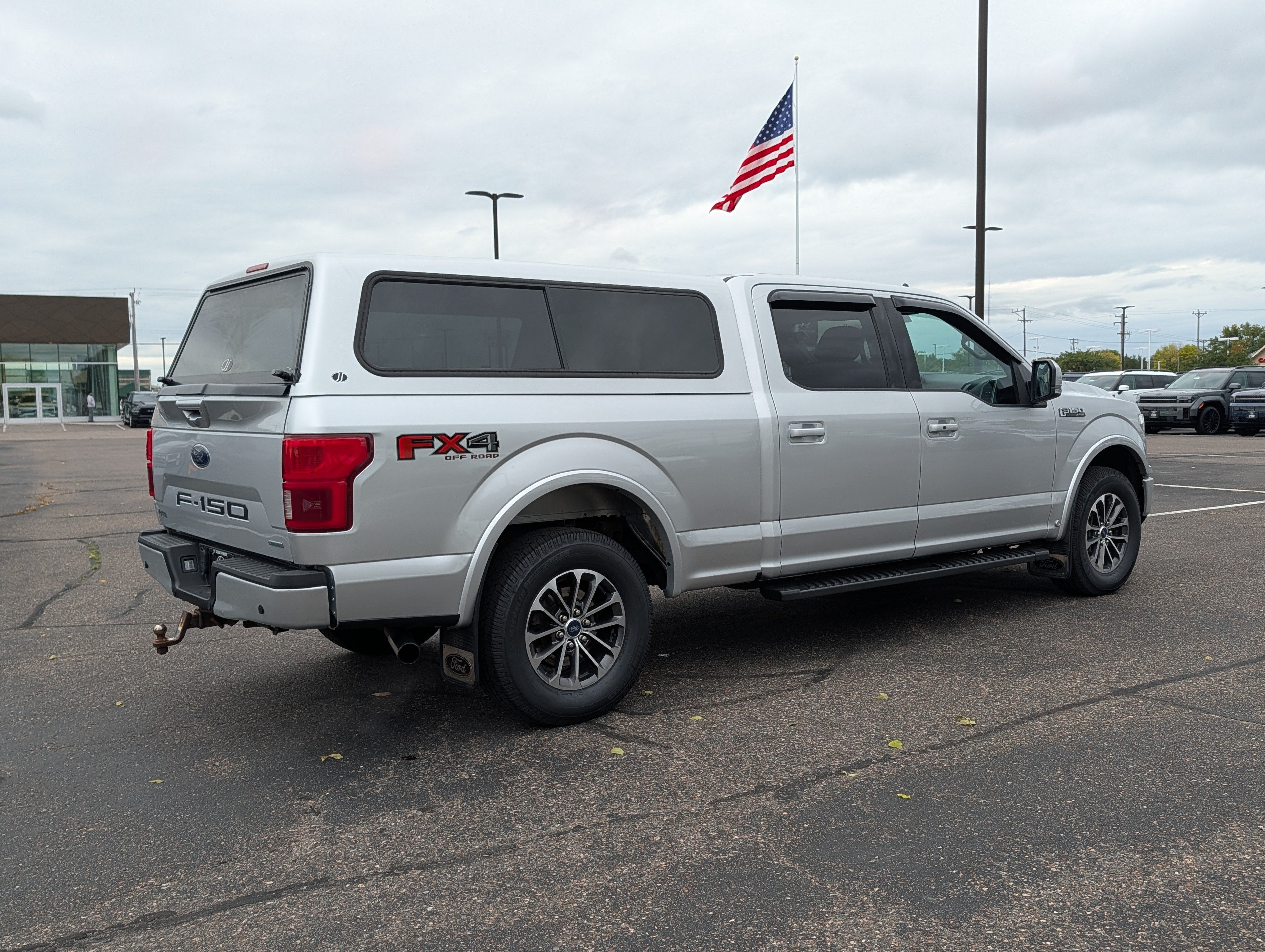 Used 2019 Ford F150 Lariat w/ Equipment Group 502A Luxury AWD/4WD image 5