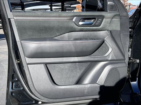 New 2026 Nissan Armada NISMO image 10