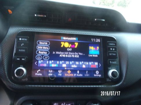Used 2021 Nissan Kicks SV FWD image 20