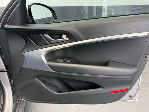 Used 2023 Genesis G70 2.0T AWD/4WD image 46