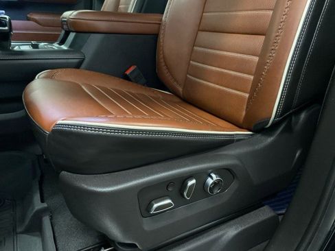 Used 2024 GMC Sierra 1500 Denali Ultimate image 16