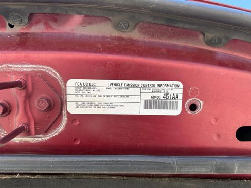 Used 2019 Dodge Charger R/T w/ Cold Weather Package image 19