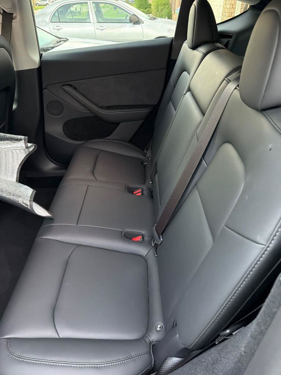Used 2024 Tesla Model Y Long Range AWD/4WD image 5
