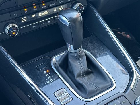 Used 2019 MAZDA CX-9 Touring image 21