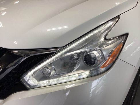 Used 2017 Nissan Murano SL w/ Cargo Package FWD image 6