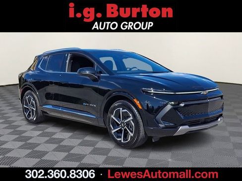 Certified 2025 Chevrolet Equinox EV LT image 1