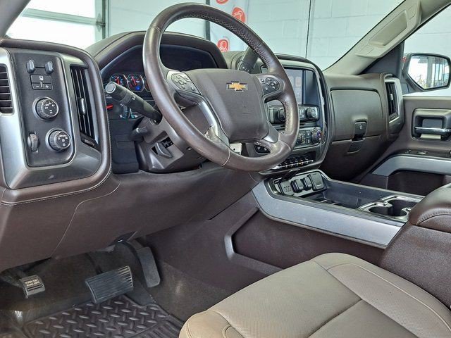 Used 2015 Chevrolet Silverado 1500 LTZ Z71 w/ LTZ Plus Package AWD/4WD image 8