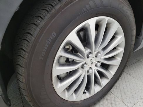 Used 2016 Lincoln MKX Select w/ Select Plus Package image 31