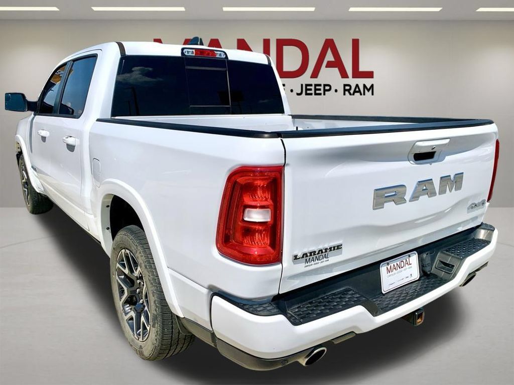 Used 2025 RAM 1500 Laramie w/ Laramie Southwest Edition AWD/4WD image 7