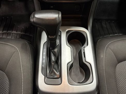 Used 2018 Chevrolet Colorado LT w/ LT Convenience Package AWD/4WD image 21