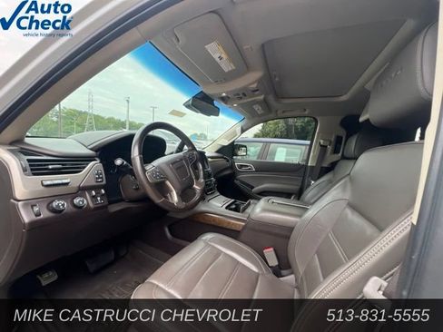 Used 2019 GMC Yukon XL Denali w/ Denali Ultimate Package AWD/4WD image 7