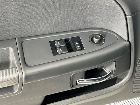 Used 2013 Dodge Challenger R/T image 17