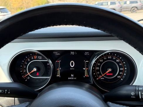 Used 2021 Jeep Wrangler Unlimited Islander image 17