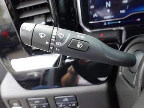 Used 2024 Chevrolet Silverado 1500 LT image 51