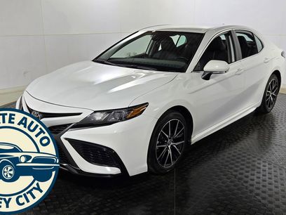 Used 2024 Toyota Camry SE