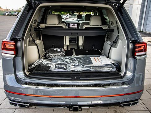 New 2026 Volkswagen Atlas SEL Premium R-Line AWD/4WD image 16