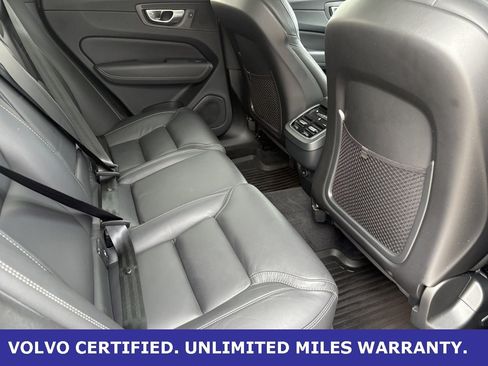Certified 2023 Volvo XC60 B5 Ultimate w/ Climate Package image 32