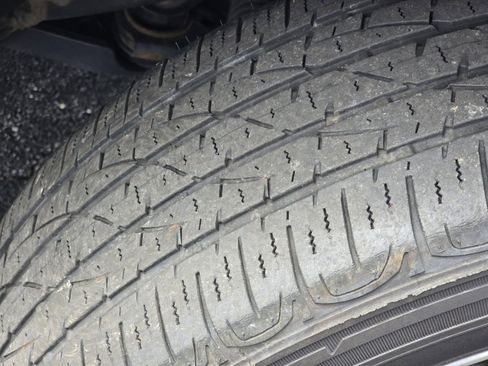 Certified 2024 Toyota RAV4 LE AWD/4WD image 9