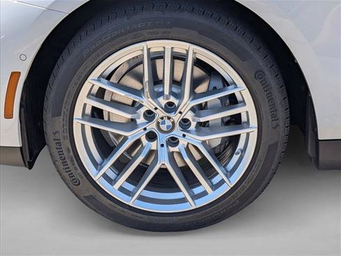 Used 2025 BMW 530i RWD image 25