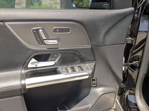 Used 2023 Mercedes-Benz GLA 250 image 7