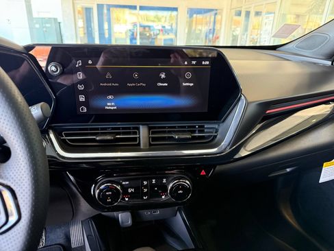 New 2026 Chevrolet Trax RS w/ Sunroof Package FWD image 21