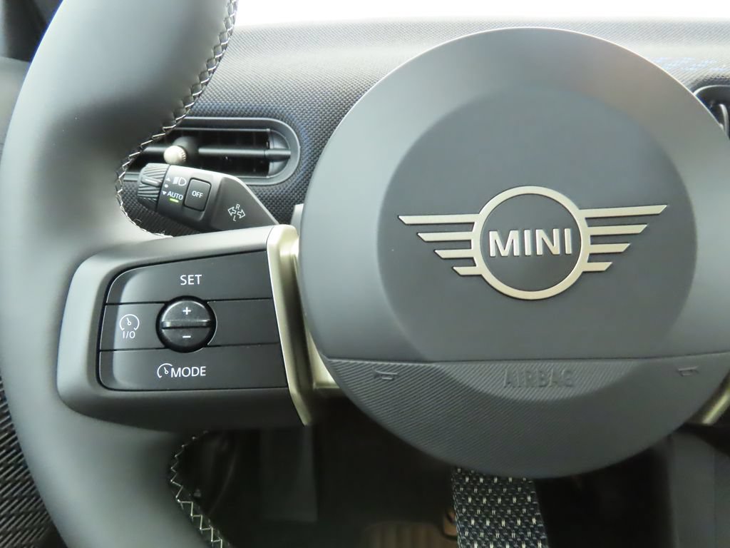 Certified 2026 MINI Cooper S FWD image 17