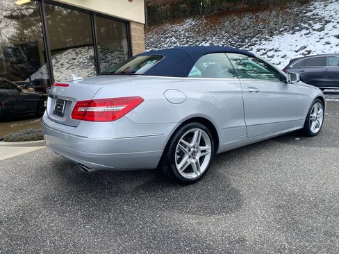 Used 2011 Mercedes-Benz E 350 E350 Cabriolet image 35
