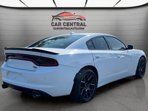 Used 2016 Dodge Charger R/T image 8