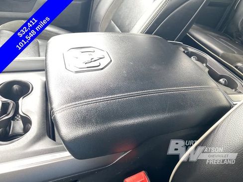 Used 2023 RAM 1500 Laramie AWD/4WD image 25