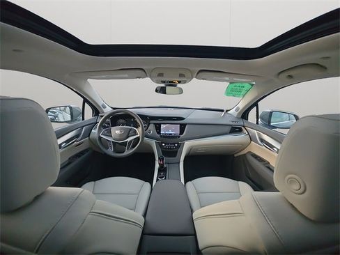 Used 2025 Cadillac XT5 Premium Luxury w/ LPO, Floor Liner Package image 18