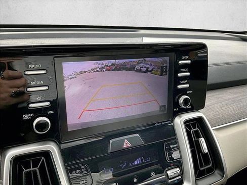 Used 2021 Kia Sorento EX image 21