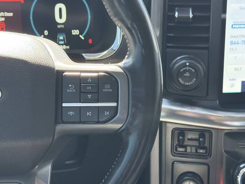 Used 2022 Ford F150 Lariat RWD image 14