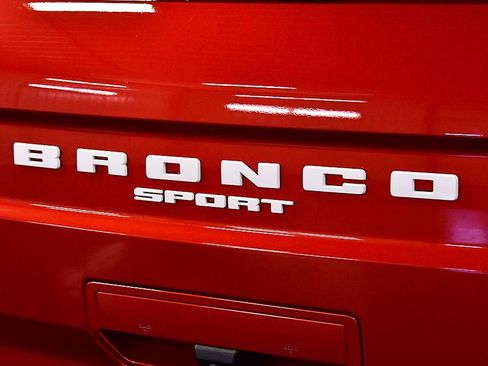 Used 2022 Ford Bronco Sport Outer Banks w/ Tech Package image 11