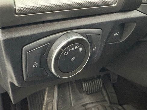 Used 2020 Ford Fusion SE image 13