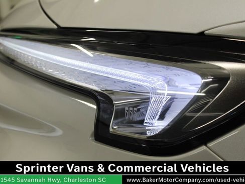 Used 2025 Buick Encore GX Avenir w/ Avenir Convenience Package FWD image 12