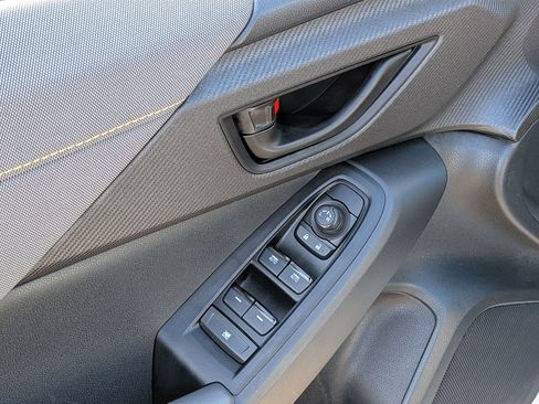 Certified 2025 Subaru Crosstrek 2.5i Sport w/ Crosstrek Mirror Package image 9