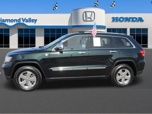 Used 2013 Jeep Grand Cherokee Overland w/ Advance Technology Group image 10