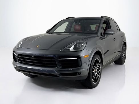 Used 2020 Porsche Cayenne image 1