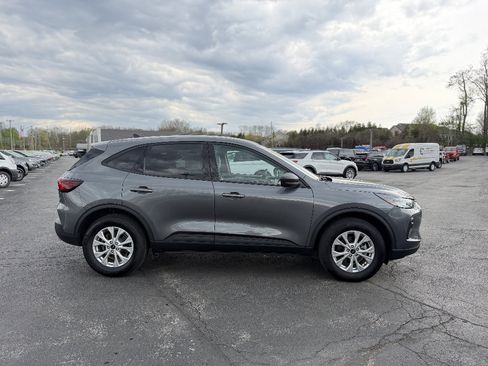 Used 2025 Ford Escape Active w/ Cold Weather Package AWD/4WD image 8
