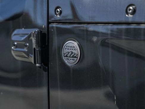 New 2025 Jeep Gladiator Sport w/ Premium Package image 14