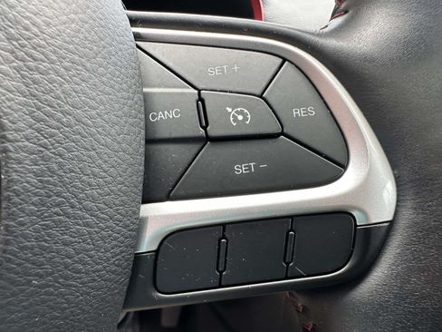 Used 2018 Jeep Compass Trailhawk w/ Leather Interior Group AWD/4WD image 35