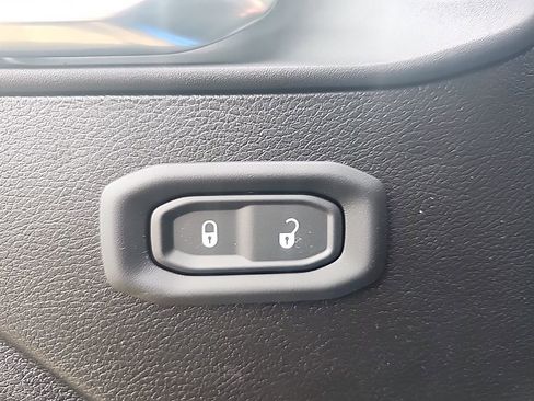 New 2026 Jeep Gladiator Sport AWD/4WD image 31