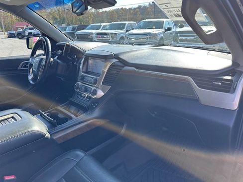 Used 2018 GMC Yukon XL Denali w/ Open Road Package image 25