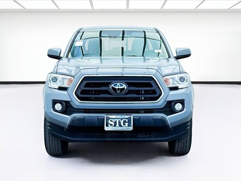 Used 2021 Toyota Tacoma SR5 image 2