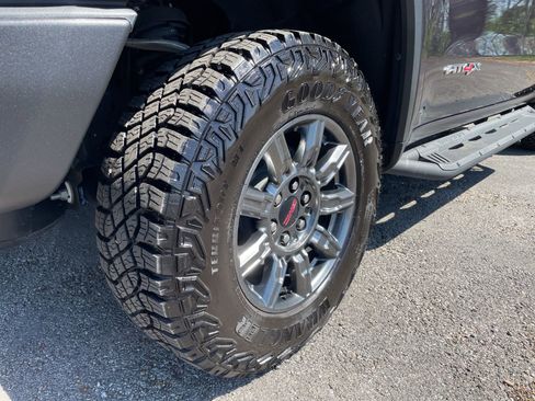 Used 2026 GMC Sierra 1500 AT4X image 12