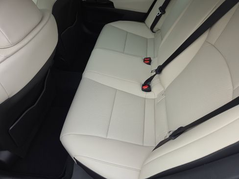 New 2025 Lexus ES 350 w/ Premium Package image 9