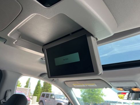 Used 2022 Honda Pilot Touring image 20