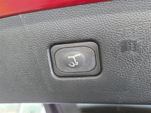 Used 2022 Ford Edge SEL w/ Convenience Package image 11