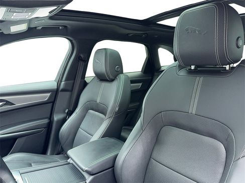 Used 2024 Jaguar F-PACE R-Dynamic S image 37