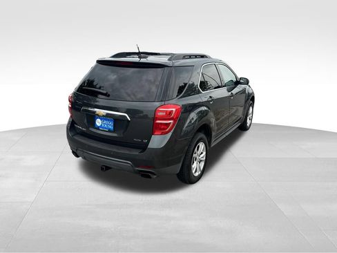 Used 2017 Chevrolet Equinox LT w/ Convenience Package AWD/4WD image 6